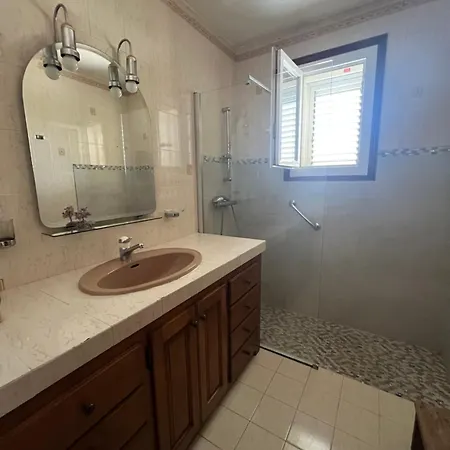 Villa Santa Rita *