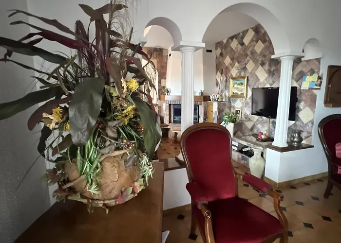 Santa Rita Villa *