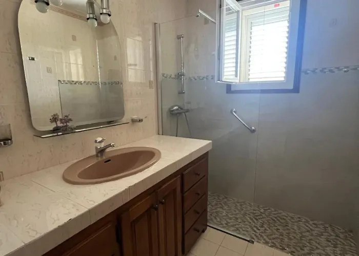 Villa Santa Rita *
